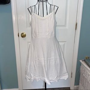 Casual White Flowy Dress